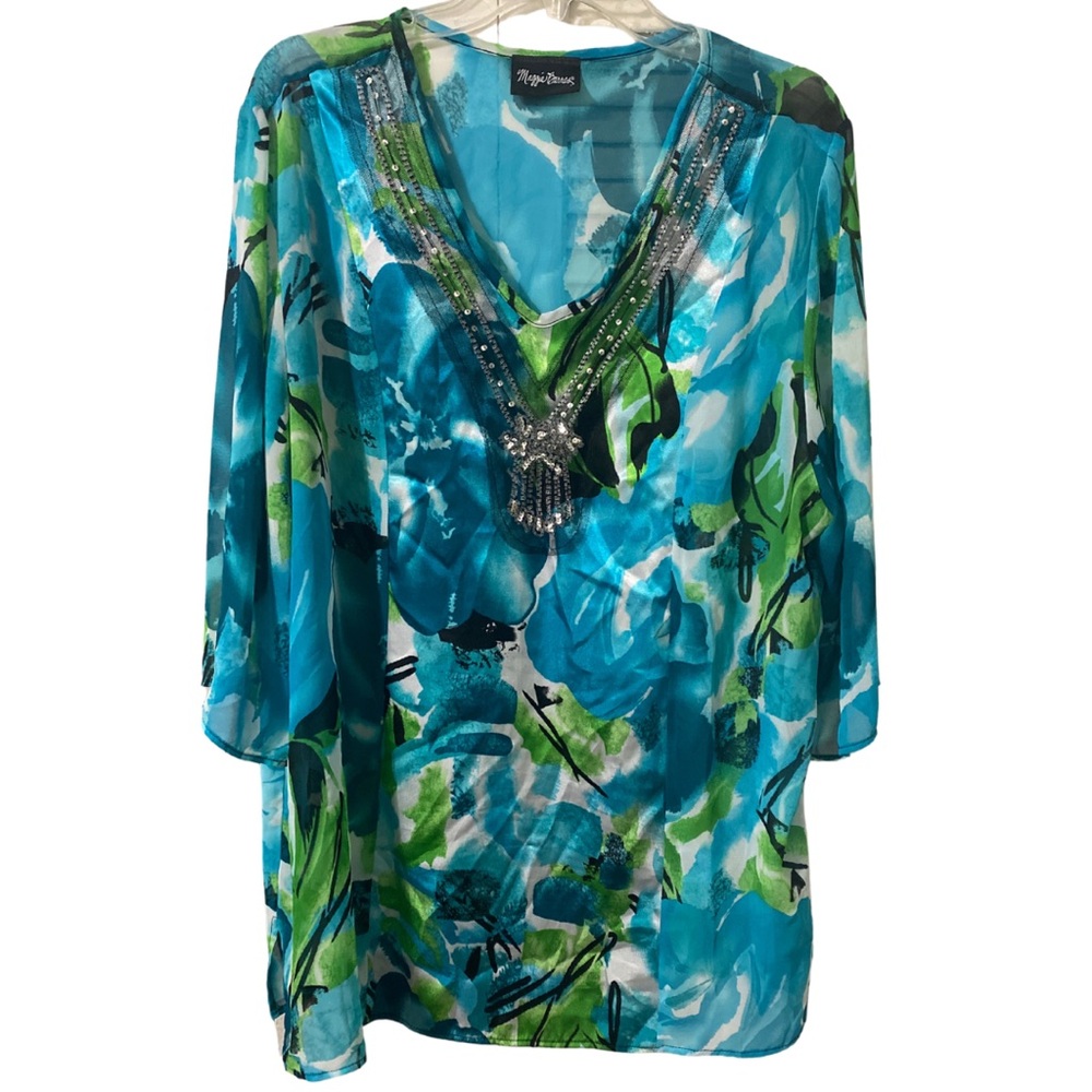 Maggie Barnes Blue 3/4 Sleeve Graphic Blouse